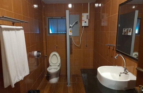 Lat Ya Resort | Pechpailin Resort