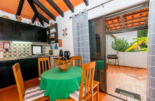 Santa Luzia Apartment | Pedras D'El Rei Cozy Apartment by Trip2Portugal
