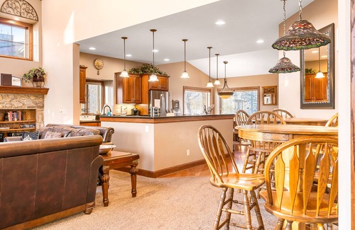 Clymer Condo | Peek'n Peak Clubhome - the Ultimate in Luxury Accommodations