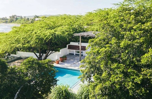 Treasure Beach Villa | Peeniwalli Luxury villa