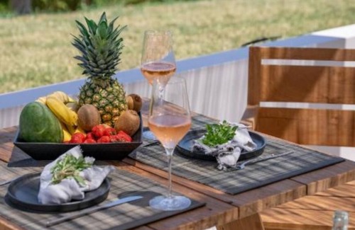 Nikiana Villa | Pegasus Suite - Cavalier suites