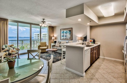 Fort Walton Beach Condo | Pelican 606 - Must See Views over the Bayside! Great condo for families of 4-6!