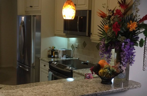 Pelican Bay Condo | Pelican Bay 2 Bdrm, Updated Condo in Laurel Oaks. Fantastic view of Oakmont Lake