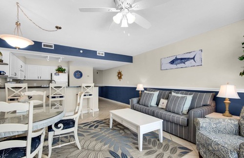Destin Condo | Pelican Beach 0708 (1-Bedroom Condo) with Pool by Pelican Beach Management