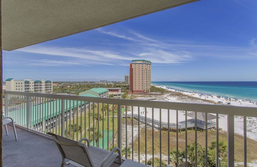 Destin Condo | Pelican Beach Resort 713 - Beachfront, Downtown Destin, Heated Pool, Tennis!
