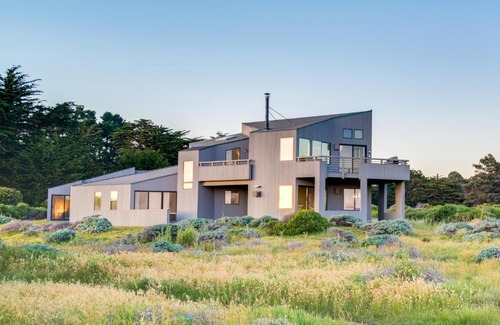 Sea Ranch House | Pelican Bluff