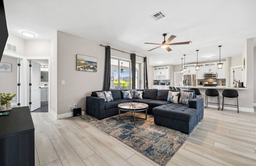 Pelican House | Pelican Oasis Villa