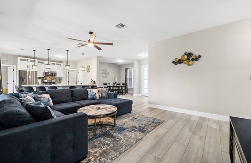 Pelican House | Pelican Oasis Villa