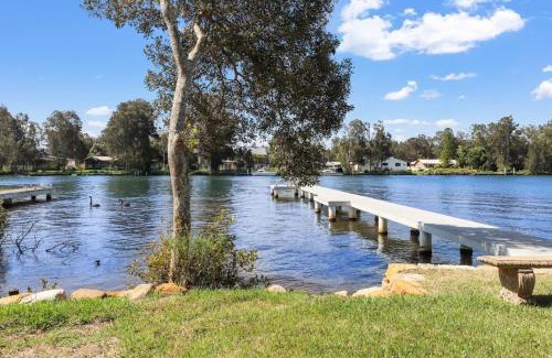 Dora Creek House | Pelican Paradise
