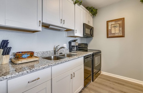 Galveston Condo | Pelican Pathway | Beachfront, Gorgeous Views!