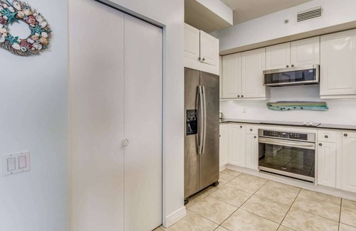 Navarre Beach Condo | Pelican Penthouse - Beach Colony West PH 17D
