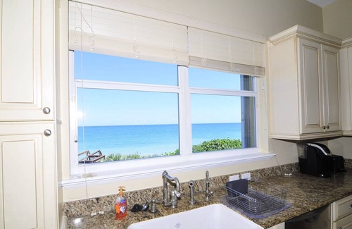 Aquarina House | Pelican Perch-Four bedroom heated pool oceanfront home