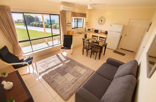 Bonney Apartment | Pelican Perch Retreat