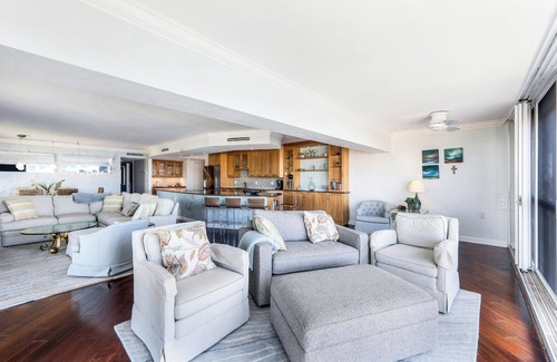 Park Shore Condo | Pelican Point West at Park Shore
