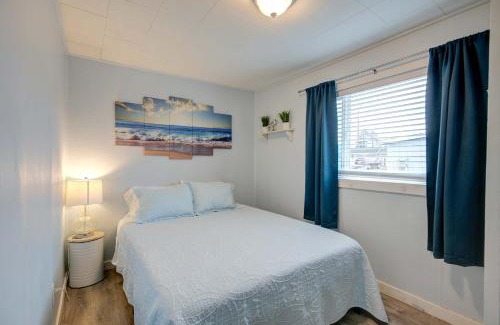 Grayland House | Pelican's Perch 1-Bed by the Sea w fireplace