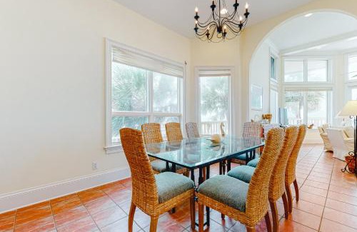East End House | Pelican's Perch