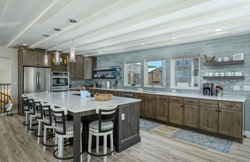 Oregon Coast House | Pelican's Place #174 - New, modern luxury oceanfront. 6 bedrooms.