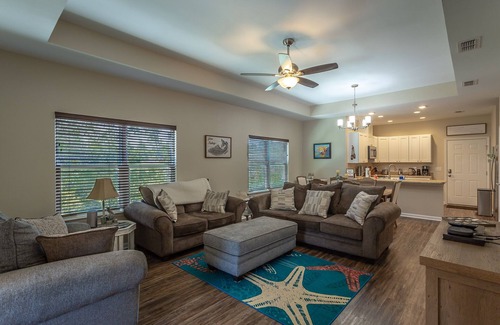 Carrabelle House | Pelican's Roost 2BR - 2BA