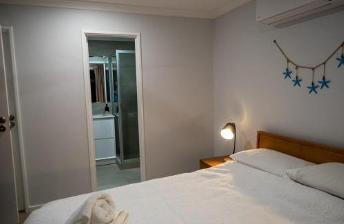 Kalbarri Villa | Pelican Shore Oceanfront Villa 6