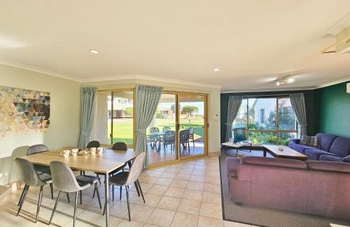 Kalbarri Villa | Pelican Shore Villa 22 - Kalbarri WA