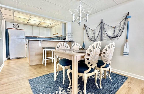 Gulf Lagoon Beach Condo | Pelican Walk 704 Pet Friendly Beach Front Condo!