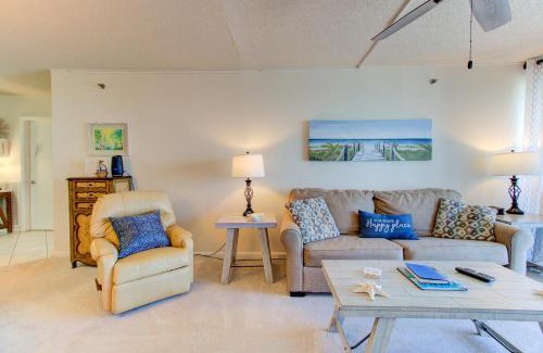 Wilmington Beach Apartment | Pelican Watch