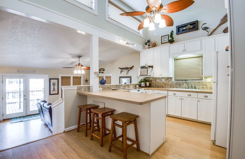 Galveston House | Pelican’s Nest. Beautiful Canal House
