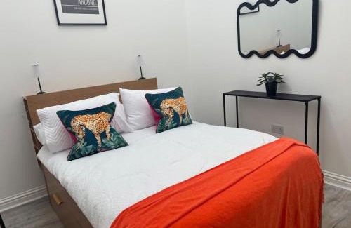 Saint Paul's Apartment | Pembroke Court Apartment
