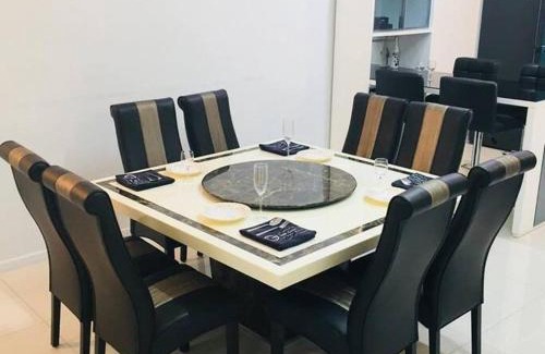 Gelugor House | Penang 3 storey Homestay W/KTV 15Pax