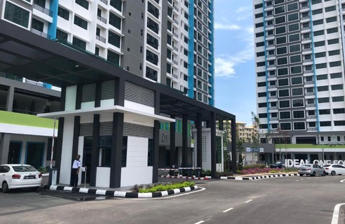 Bayan Lepas Apartment | Penang Airport Executive Suites and Family Getaway, Sleeps 2-6