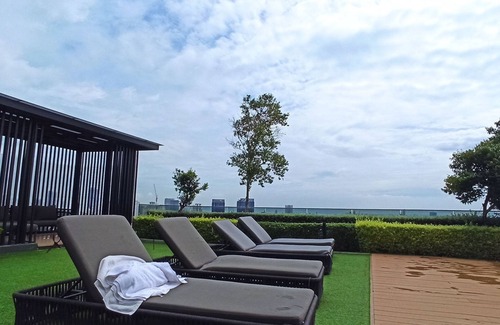 George Town Condo | Penang Georgetown family couple staycation holiday home Beacon suite deal Komtar