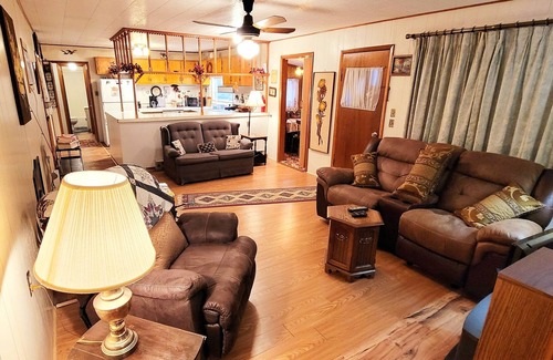 Pence Springs House | Pence springs riverview