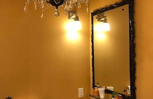 Pendleton Bed & Breakfast | Pendleton House Historic Inn and B&B