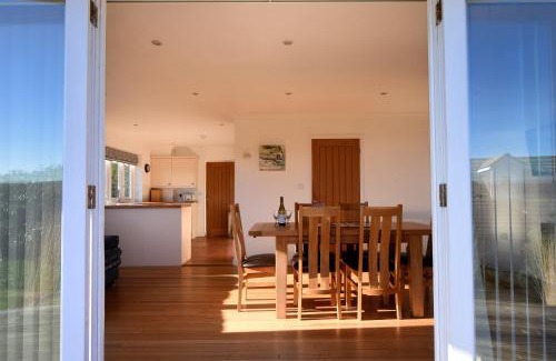 Charmouth House | Pendower