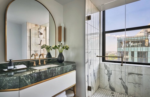 Downtown Chicago Hotel | Pendry Chicago