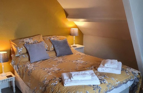 Little Haven Bed & Breakfast | Pendyffryn Manor Bed & Breakfast