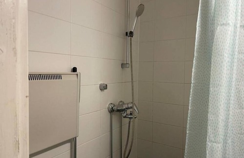 Kallio Apartment | Penger19, Metro Nearby, Group travel, Netflix, Kallio