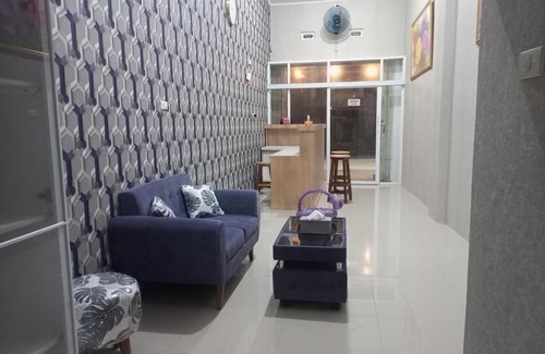 Kalianda Hotel | Penginapan Lamban Queens Kamar Double Bed Standar Room