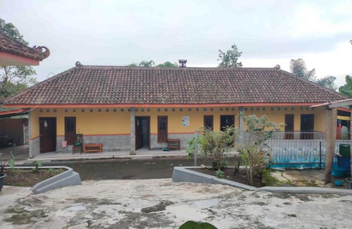Pakem Hotel | Penginapan Mentorogo Kaliurang RedPartner
