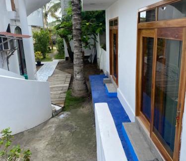 Puerto Villamil House | Penguin House