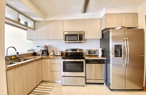 Playa Langosta Apartment | Peninsula 9 ⛱ Tropical Lux ⛱ 2Bdr condo⛱ Pool view⛱ At the Beach ⛱ Playground