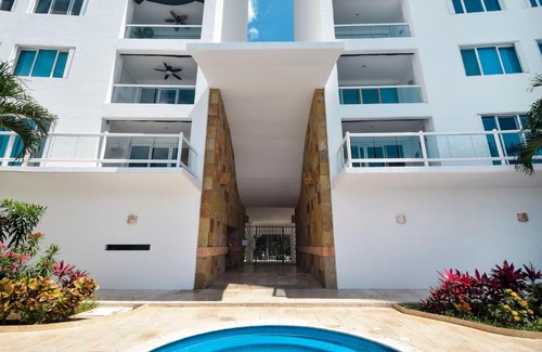 Zona Hotelera Norte House | Peninsula Grand 12A by Rentals Your Way