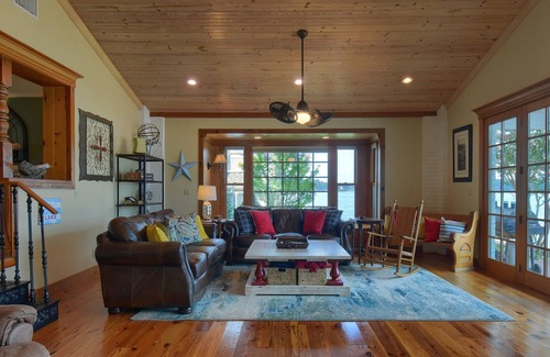 Rockwell House | Peninsula Lake Home With POOL ~ Amazing Lake Views ~ Water On 3 Sides!
