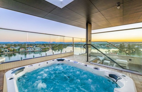 Surfers Paradise Apartment | Peninsular GoldCoast