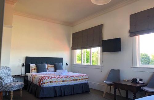 Cambridge Bed & Breakfast | Penmarric House - Self Check-in