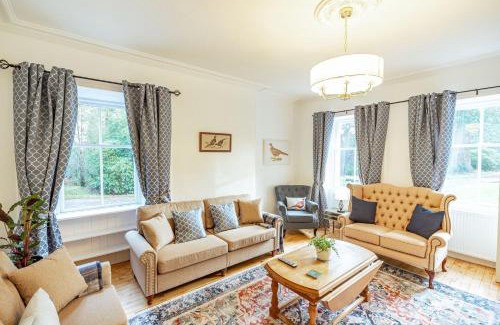 Newton Stewart House | Penninghame Estate - West Lodge