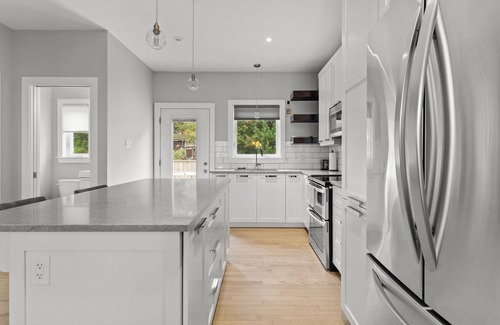 Downtown St. John's Apartment | Pennywell Prestige | 2 Bed | 1.5 Bath | Garage