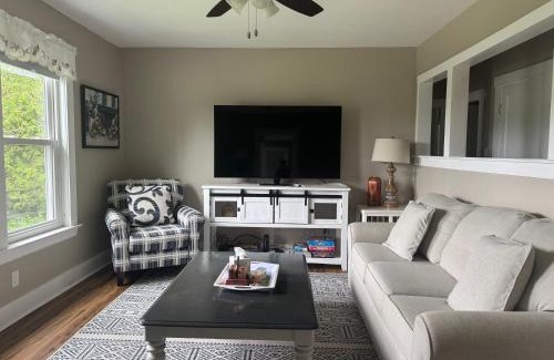 Stockton Springs House | Penobscot Hideaway