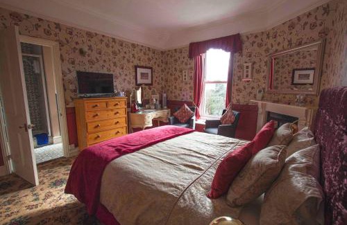 Lostwithiel Bed & Breakfast | Penrose Bed & Breakfast