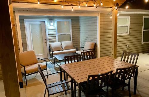 Northeast Pensacola House | Pensacola Coastal Retreat Near UWF Family-friendly